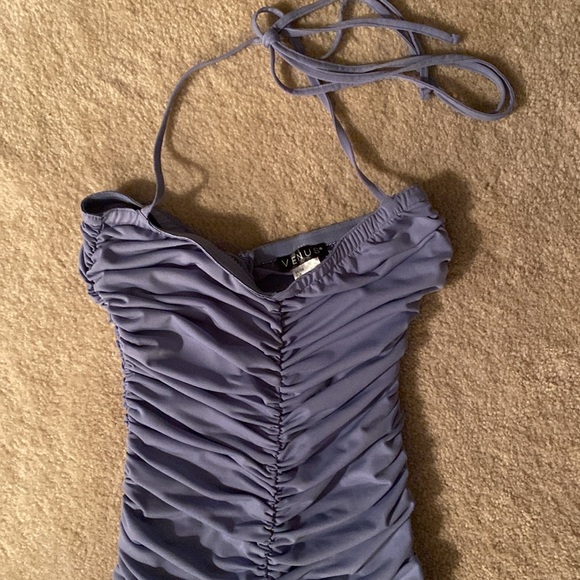 Venus dress EXTREMELY sexy and form fitting - Picture 5 of 9